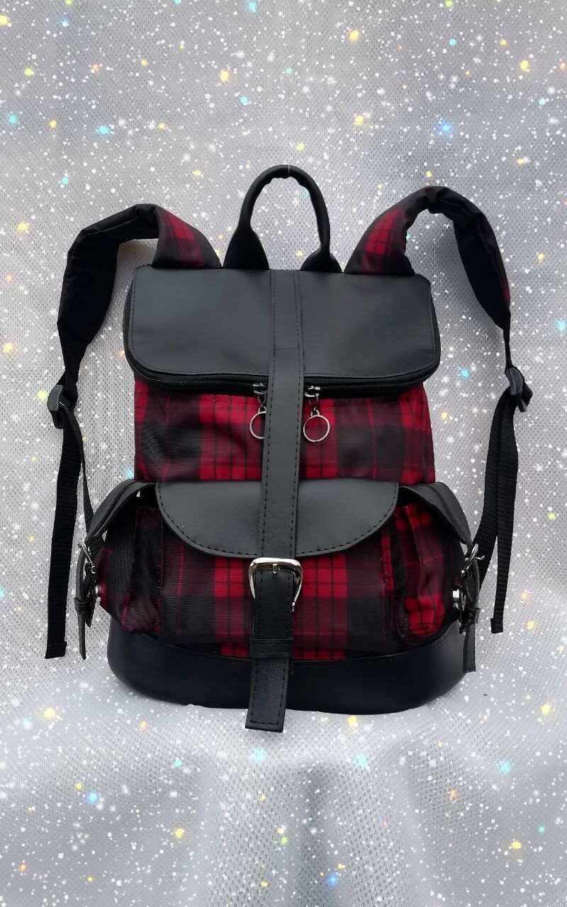 Mochila Juliet 🥀 Cuadros escoces rojos