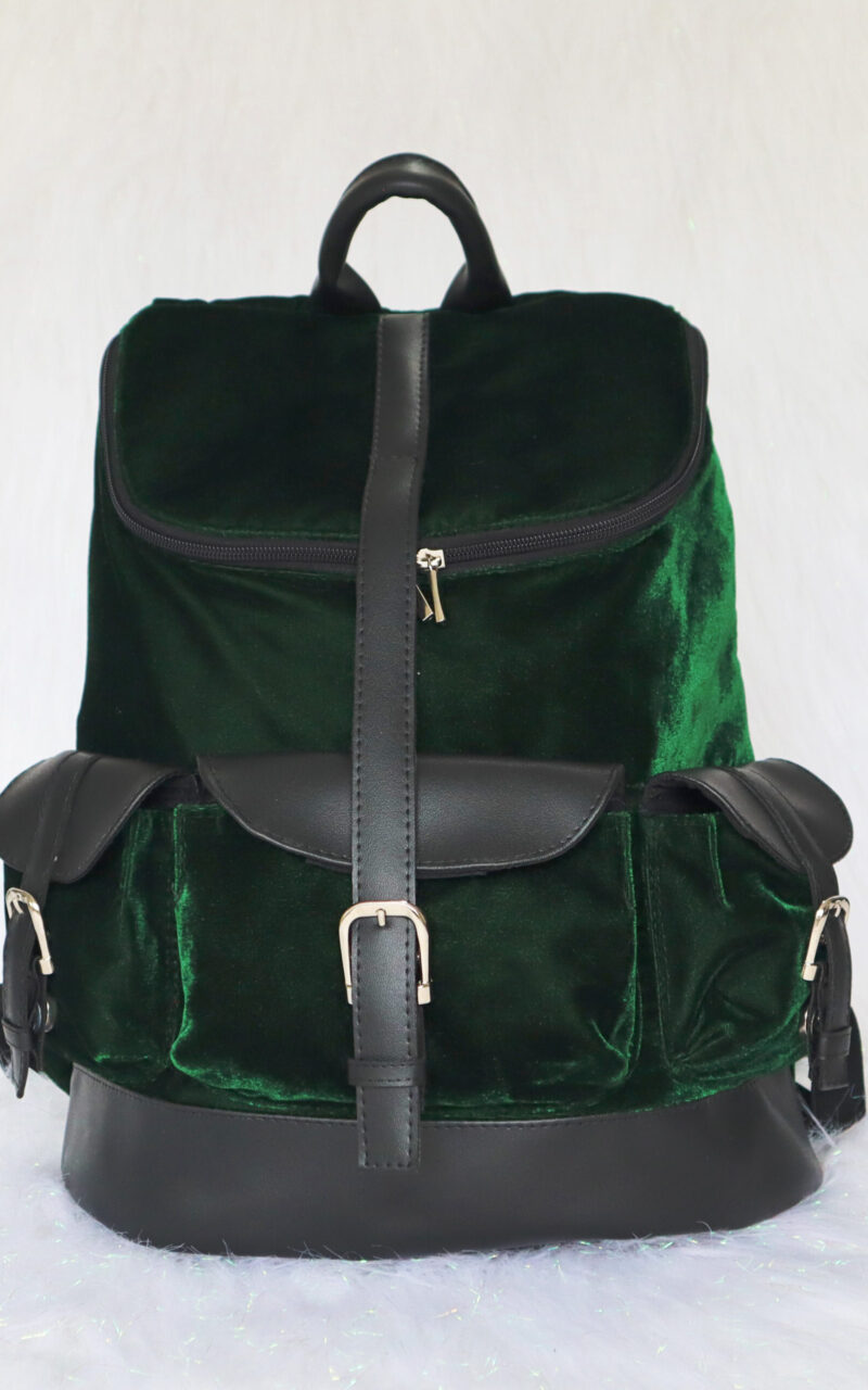 †  Verde Sombrío †