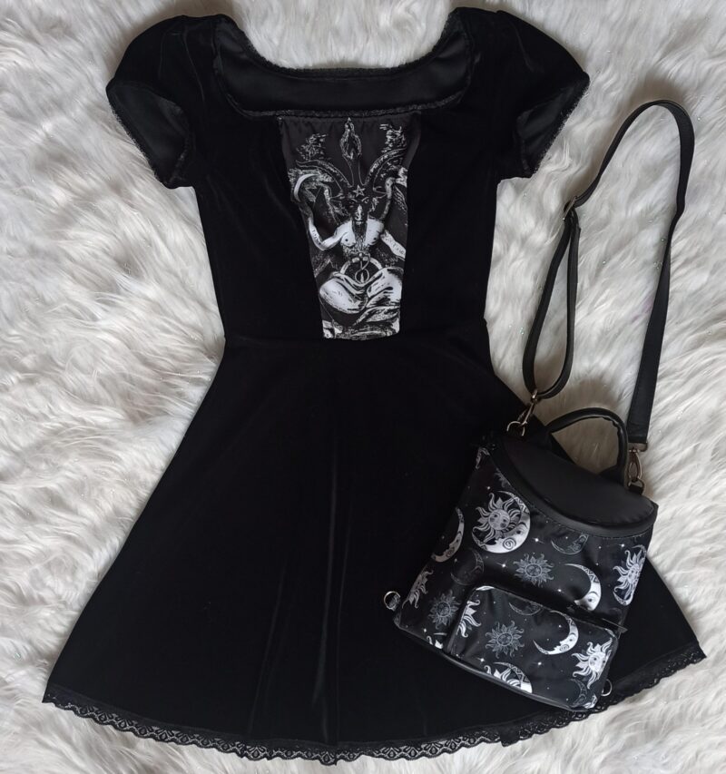 Vestido Baphomet.