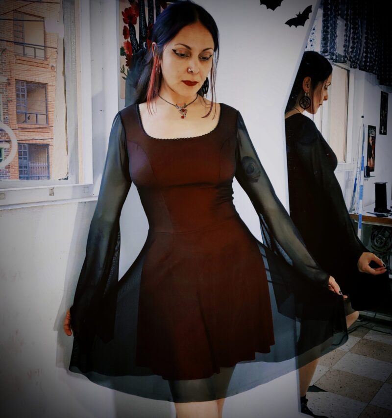 Vestido 𝕭𝖑𝖔𝖔𝖉𝖑𝖚𝖘𝖙