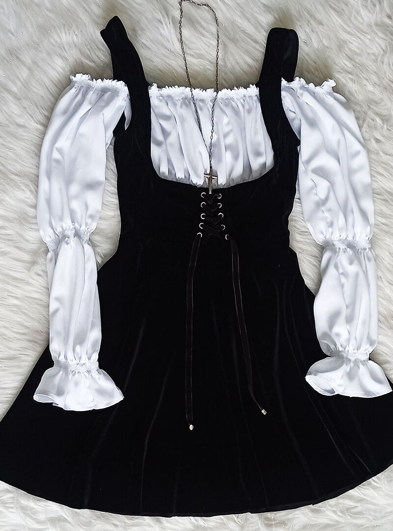 Conjunto 𝕽𝖆𝖛𝖊𝖓 🕯️ vestido + top