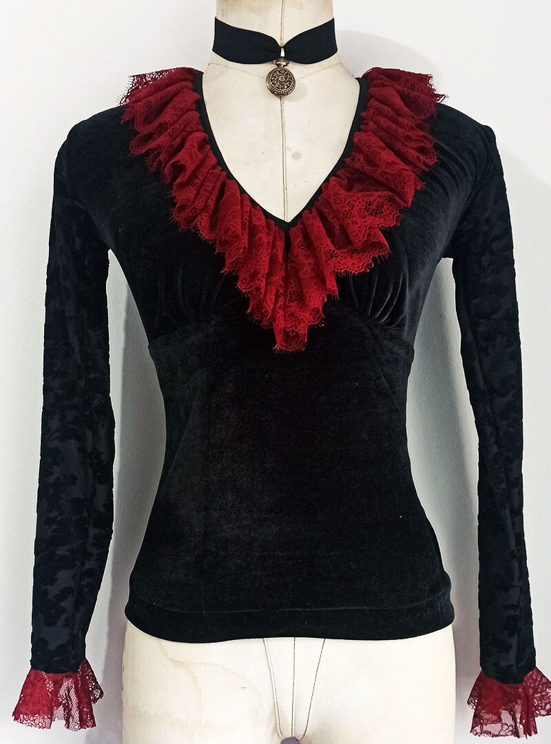 Blusa 𝕺𝖕𝖍𝖊𝖑𝖎𝖆